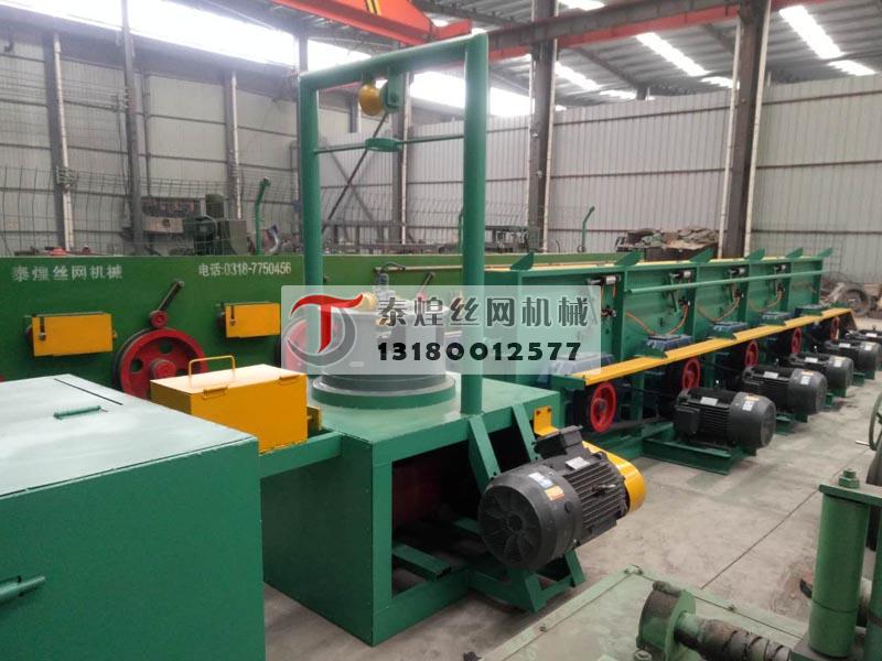 ���͏�(f��)��ʽֱ�M(j��n)���z�C